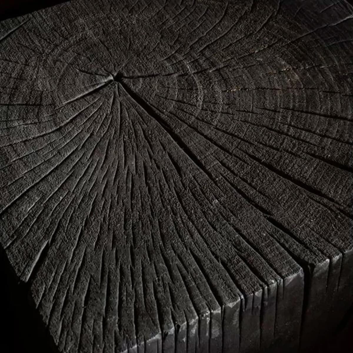 Holzmaserung – Duftnoten-Detail
